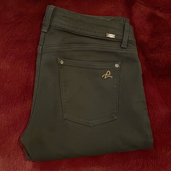 DL1961 Emma Legging Jeans in Riker Wash Black Size 28 - Picture 3 of 8